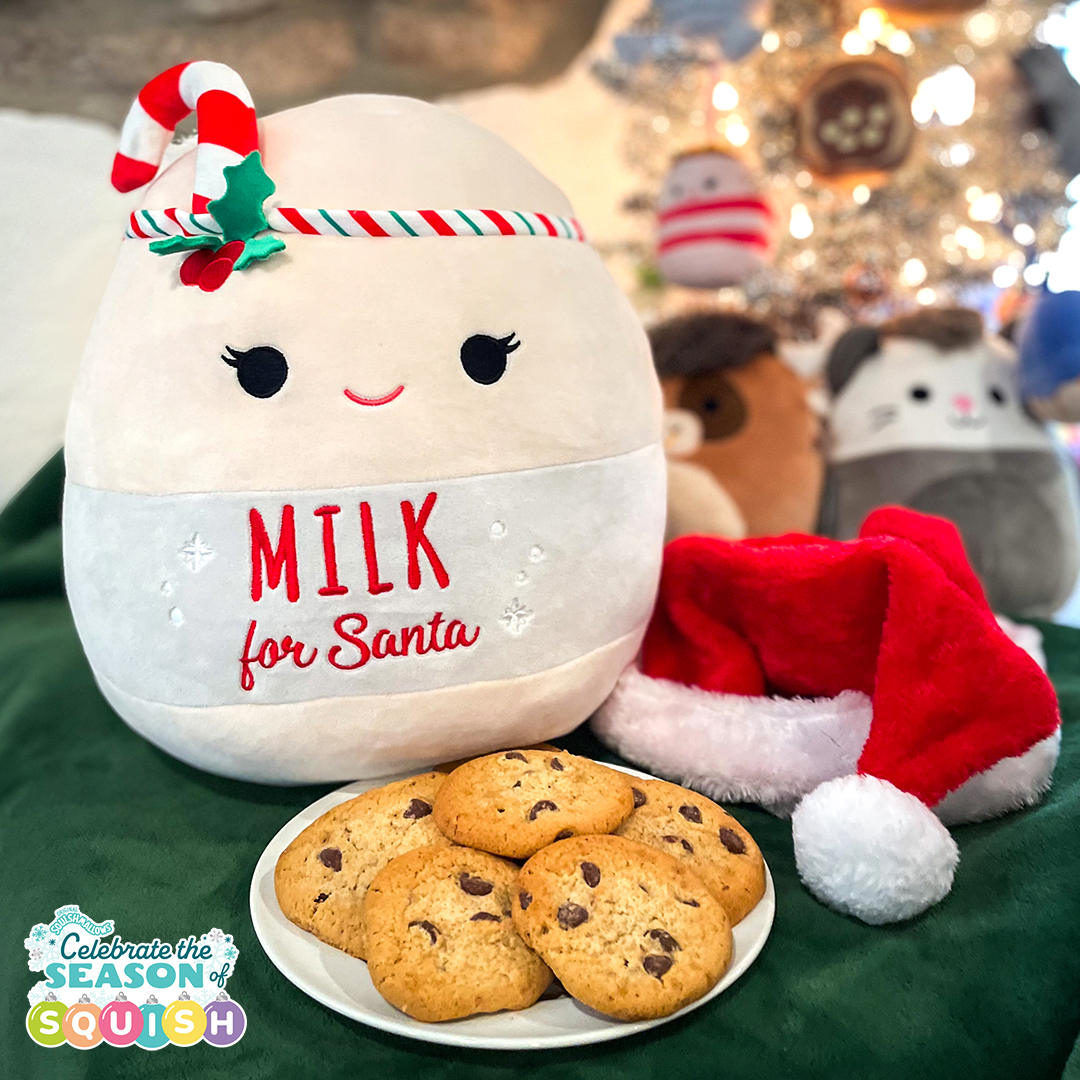 Waiting for Santa with his favorites... 😉🍪 #Squishmallows #SquishmallowsSquad #SeasonOfSquish