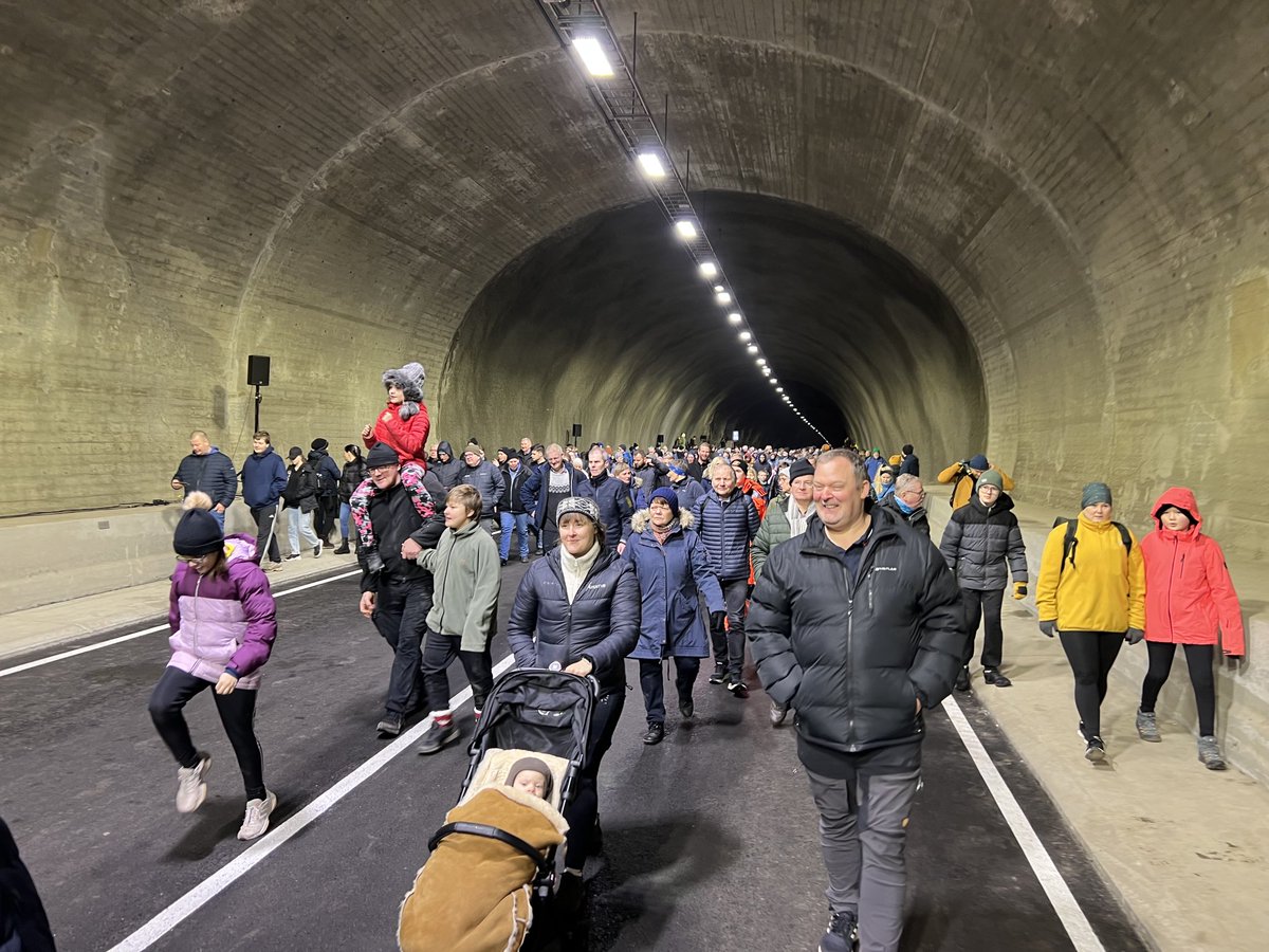 Today, the Faroe Islands 4. sub-sea tunnel opened.

This new sub-sea #tunnel connects the islands of Sandoy and Streymoy and is 11 km.

An unforgettable experience to sail the last trip between the islands today and be able to drive home.

A step forward for the #FaroeIslands.