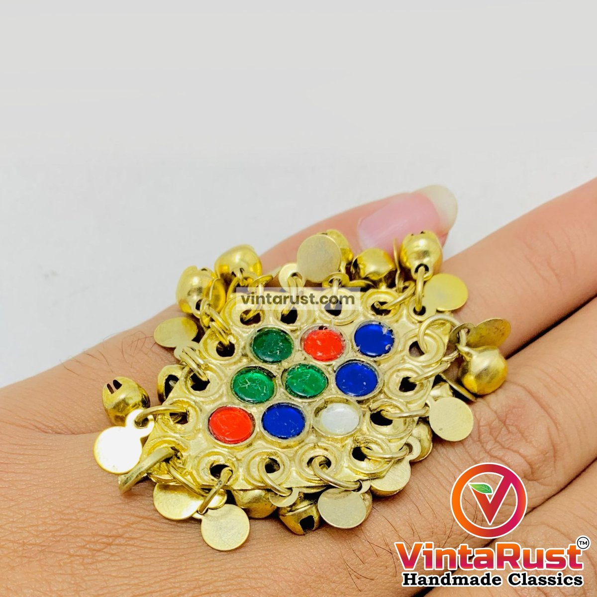 vintarust's tweet photo. Golden Tone Massive Big Ring!
Shop Now:
https://t.co/x3htJjzgXF
#goldenring #gold #multicolorstones #gemstones #ringselfie #weddingring #ringsofinstagram #wedding #ring #showmeyourrings #jewelryaddict #jewelry #ringbling #diamondring #bling #ringoftheday #rings #engagementring https://t.co/c0RvpmuLO8