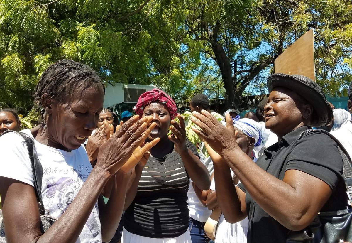 With your support, we’ve worked hand-in-hand to defend the rights of #Haiti’s most vulnerable and acted boldly in pursuit of the return of democracy. Join us as we prepare for 2024: ijdh.org/donate