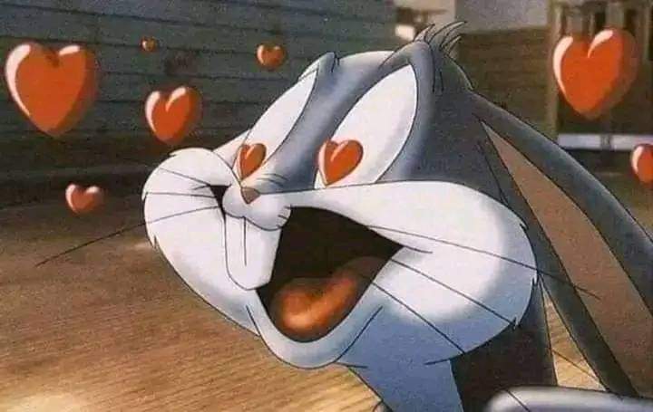 Yo viendo lo preciosa que es mi noviaaaaaa 💙