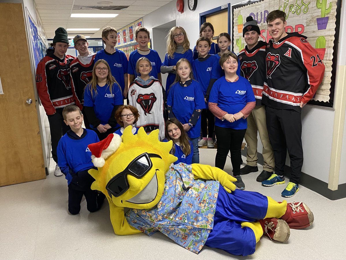 Thank you to Sunny 94 for the pizza, goodie bags and hockey tickets! We LOVED meeting the players from the Red Deer Vipers as well!!! #BuildingMomentum #Reconnection <a href="/WCPS72/">Wolf Creek Schools</a> #AXele1