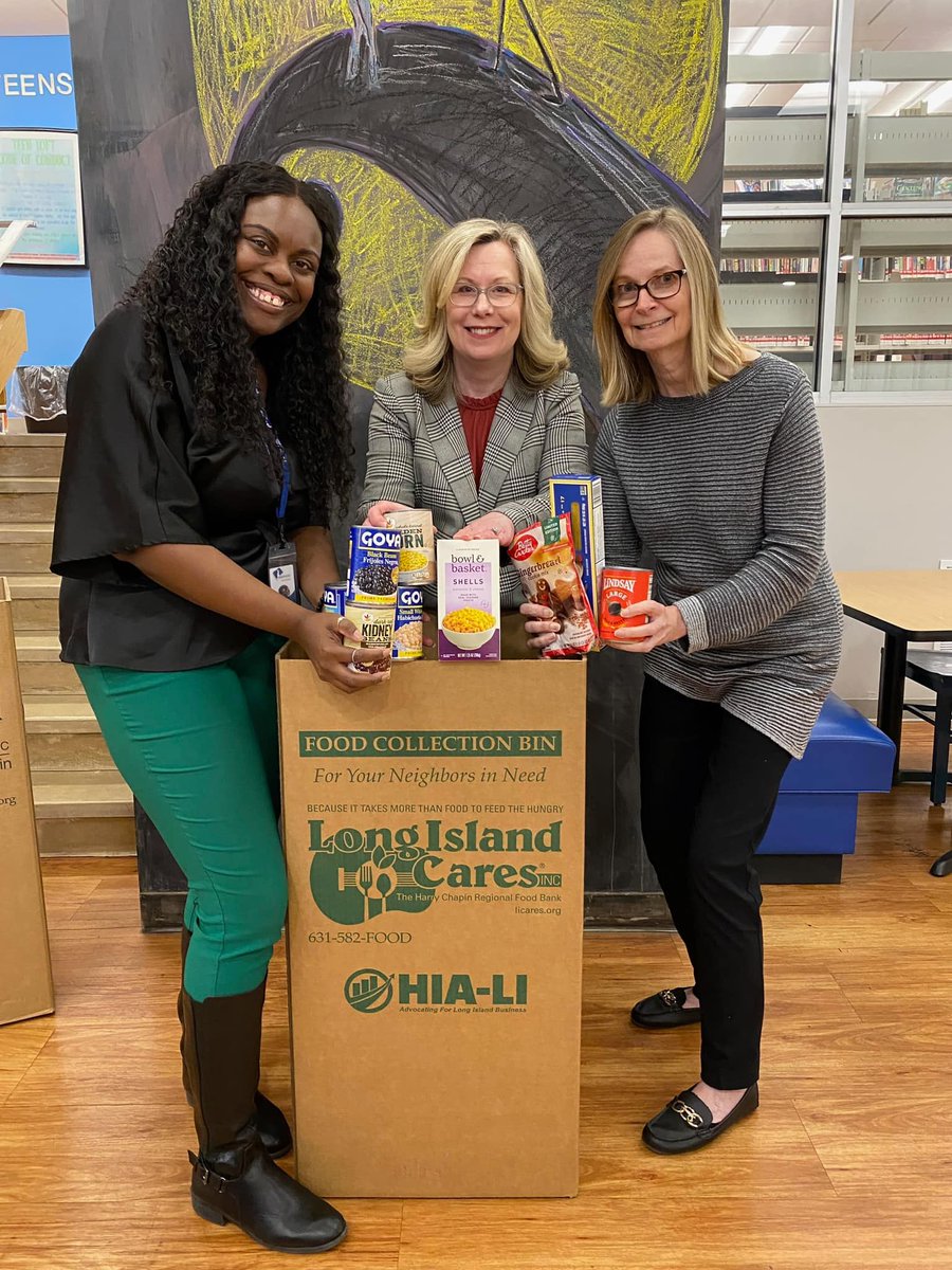 Through our generous community, we collected 10 pounds of personal care products & 604 pounds of food during our Holiday Food Drive. Thank you Long Island Cares, Southold Town Clerk’s Office, Riverhead Library & Hampton Bays Library for helping families in need on Long Island