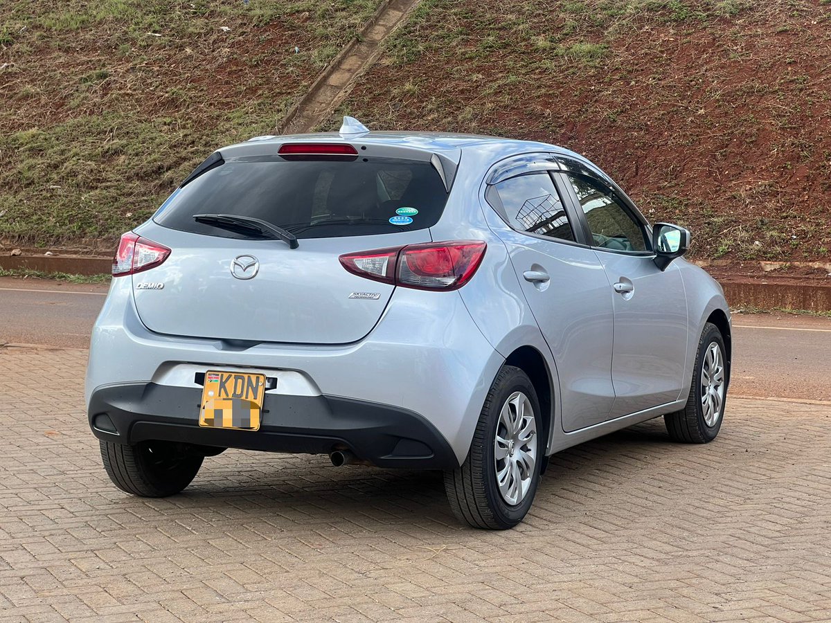 CNairobian1_'s tweet image. Mazda Demio 
2016 
2WD
Mileage123,188 km
1300 CC
Petrol
94 Hp
Automatic
Torque102 Nm
AspirationNatural
KES 1,349,999
+254742655746 

Kairo Kuma Aoko #Terroristattack Samia Suluhu #KCSE Rachel Ruto #Wizzy Starboy Rutonomics Russ Fano Olise My Twitter Airbus amerix pope Barca