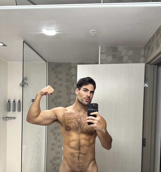 Hello ❤️ Come join the ONlyfriend  Free until christmas ❤️🎄🎅🏽 Come chat and discover me 💬 https://t.co/qj8z95S2CS<a href="/tag/model"class="tags"><span>#model</span></a><a href="/tag/fashion"class="tags"><span>#fashion</span></a><a href="/tag/photography"class="tags"><span>#photography</span></a>