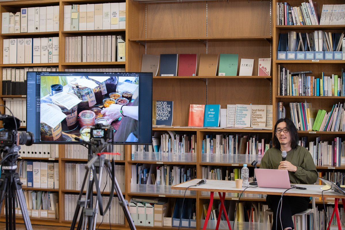 arcusproject's tweet image. 11月26日に開催した、エクスチェンジ・レジデンシー・プログラム「韓国／日本滞在報告：溶け出す境界、発酵する社会」のアーカイブ動画を、アーカスプロジェクトのYoutubeチャンネルで公開しております。こちらのURLよりお楽しみください。youtu.be/b1BlUBXpvHY