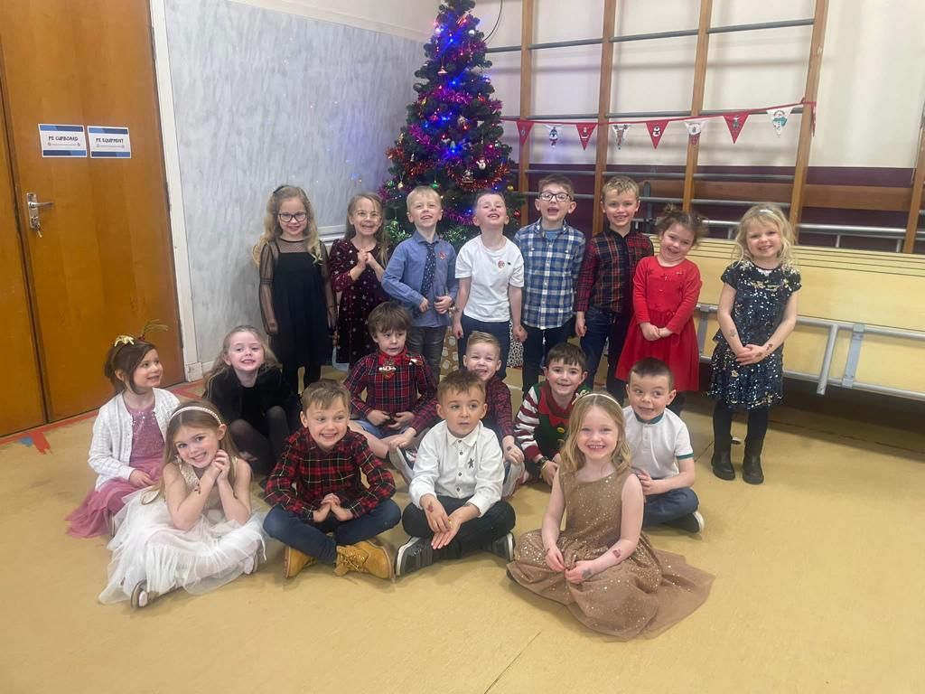 Lots of fun at our P1 party 🎉 Merry Christmas from P1B and P1D 🎄