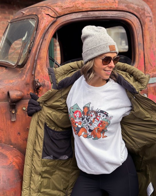 Loving my new festive @xhamstercom sweatshirt ❤️ https://t.co/pyYotMPS4k<a class="tags" href="/tag/xhamstercom">@xhamstercom</a>