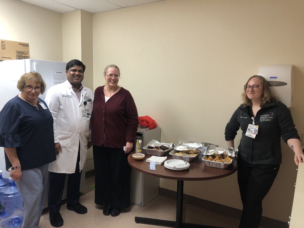 Delicious home-cooked food and baked treats from Dr. Tunguturi and Dr. Hosley for the holidays! 🎄🍰🎅 @EricaSchuyler @NMatch2024 #Neurology #neurotwitter @ajaytunguturi @Southpondcamp @karantarasaria @daniyal_asad @mjaffa_do @nkrothapalli4