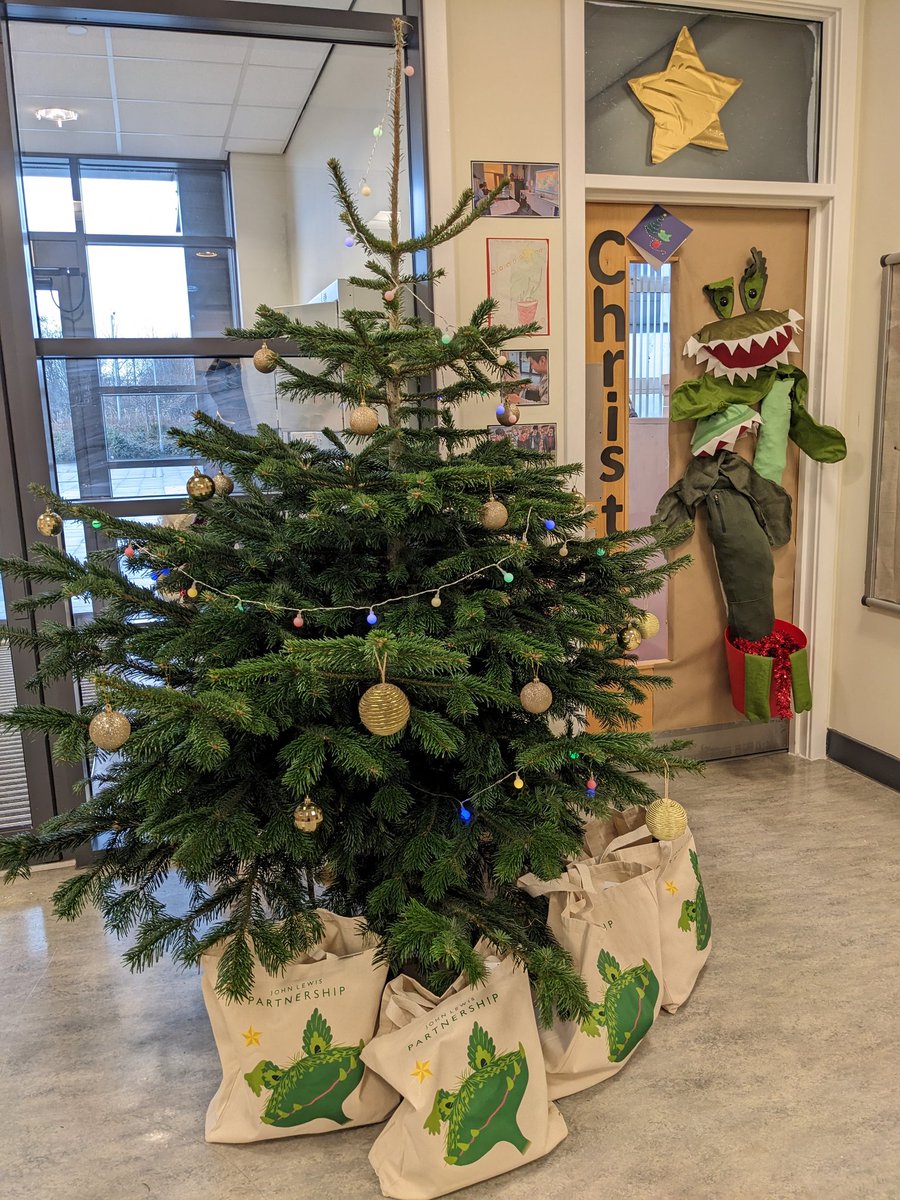 Learning for Sustainability <a href="/StModansHS/">St Modan’s High School</a>
Learners are answering the Call to Action by connecting, acting &amp; sharing #Target2030 through their creative curriculum, working with <a href="/ArtlinkCentral/">Artlink Central</a> @PrincesTrust &amp; <a href="/TheRHET/">RHET</a> #ThisisLfS Read the blog:
blogs.glowscotland.org.uk/glowblogs/lfsb…