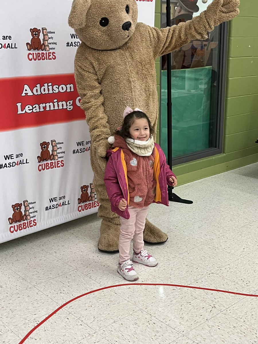 Great celebration at the AELC’s Festival of Trees! # ASD4All