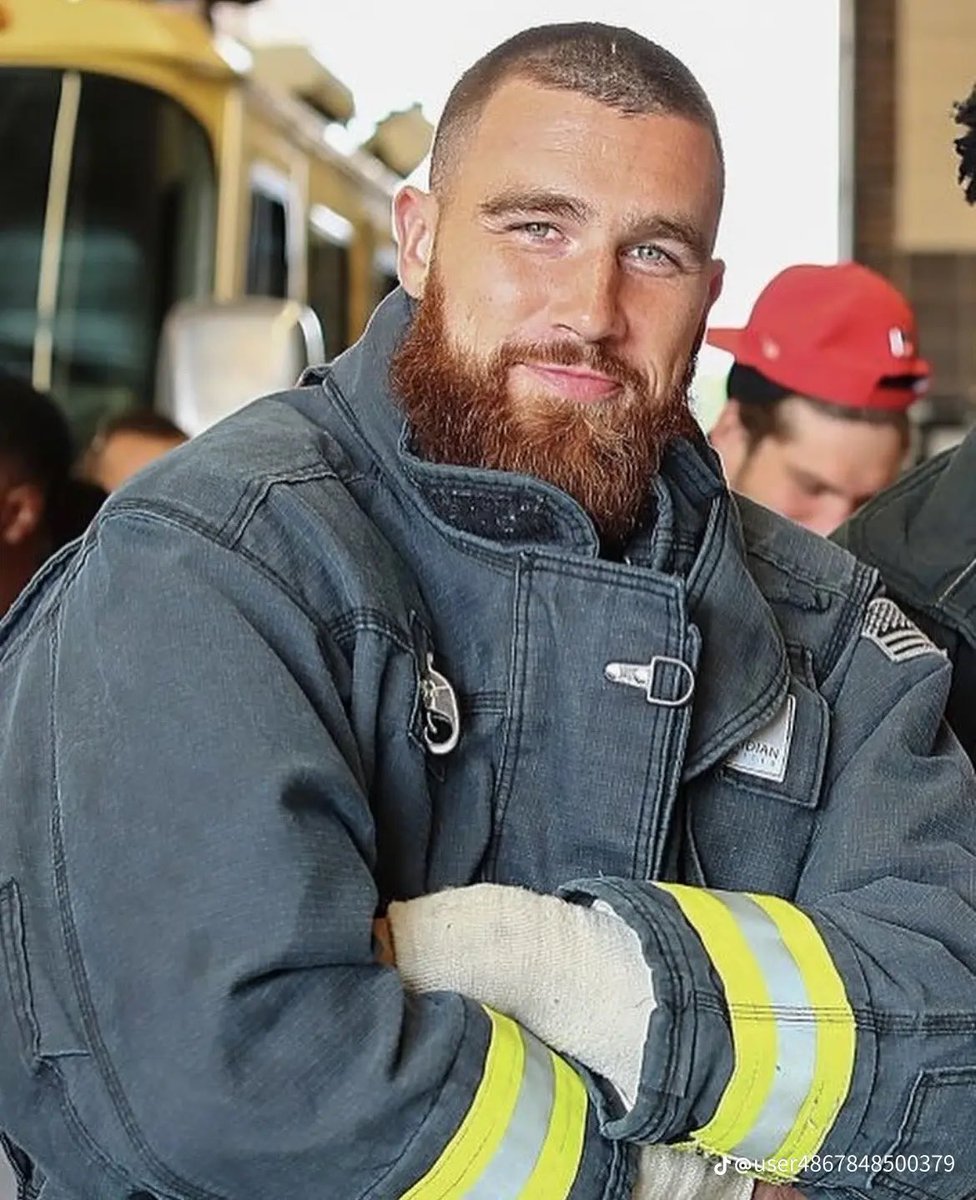 caitamirrorball's tweet image. all the sudden i need a firefighter