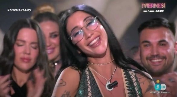 CrazyRealitie's tweet image. ¡No puedo estar MÁS FELIZ!
Hoy ha ganado la autenticidad, la verdad, la lealtad y la transparencia. Hoy NAOMI ASENSI ha recogido el maletín que habia venido a buscar. 

GRAN HERMANO VIP ES DE MUJERES 💜

#GHVIPFinal #GHVIP21D