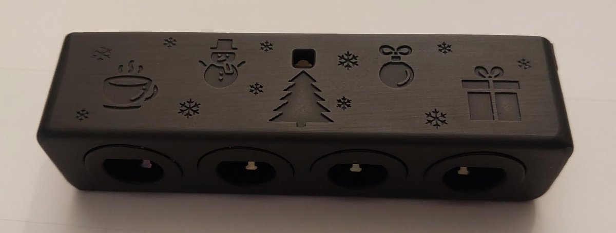 Lossless adapters will be coming back in January, but before that... Christmas Giveaway ! Follow + RT for a chance to win an adapter with this special Christmas design ! Winner will be drawn on Christmas !