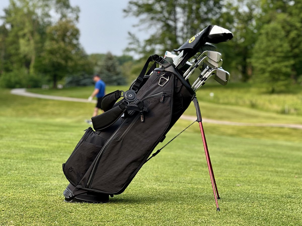 PGAPappas's tweet image. Letters from Santa DAY 10 PGAPappas 12 Days of Christmas Golf Giveaway

🎁 New Vessel Golf Player IV Stand Bag (Choose ANY color and 6-way or 14-way top) #JingleBAM

To enter:
🎄 Repost
🎄 Follow @PGAPappas and @vesselgolf 

#ReleaseTheKringle! pgapappas.blogspot.com/2023/12/letter…