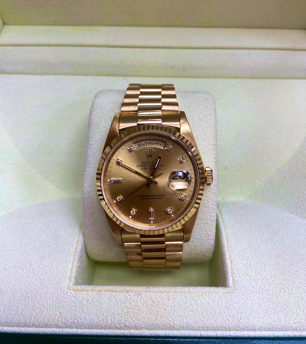 LuxuryWatchGuy1 tweet picture