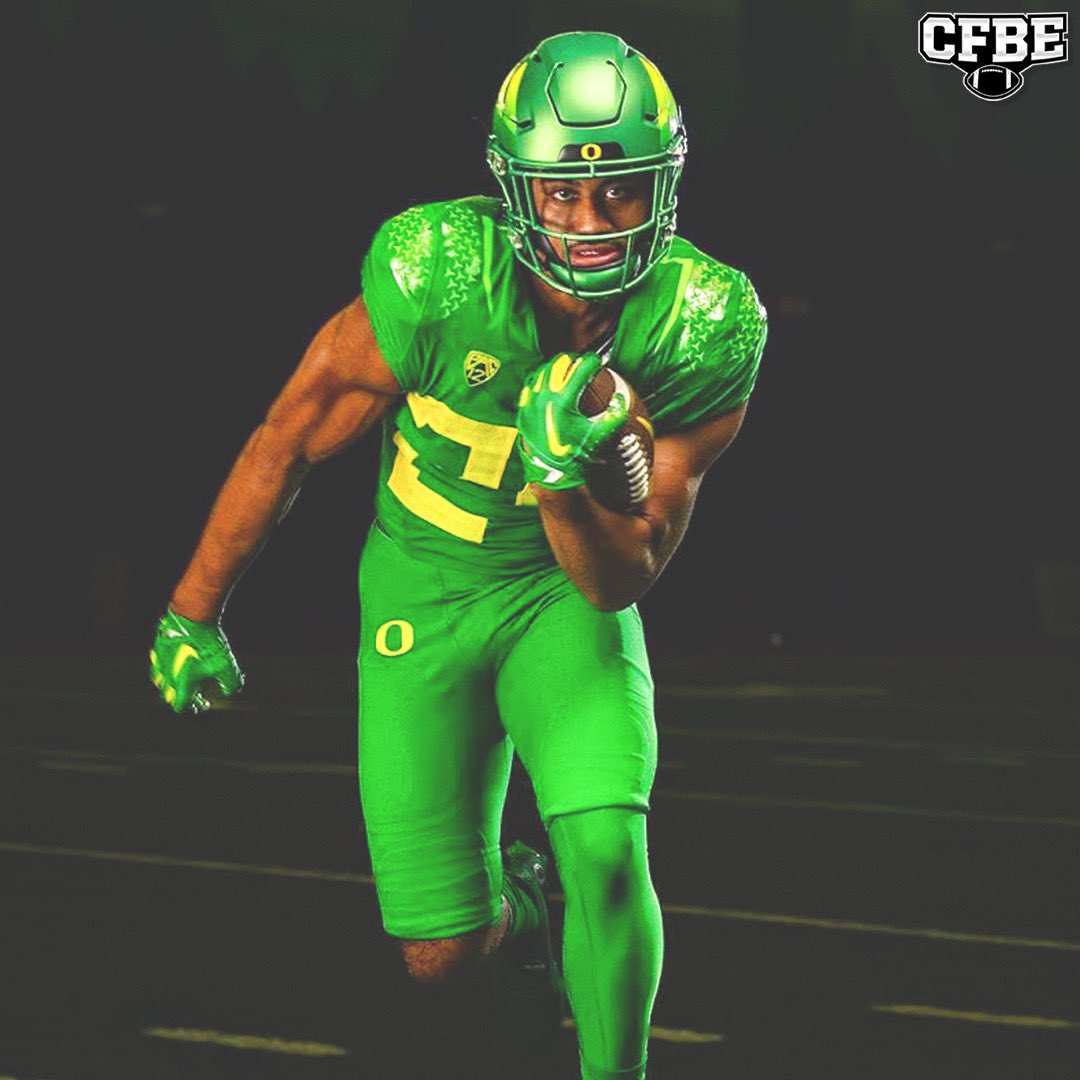 Former 4-star & Oregon Transfer RB Dante Dowdell has heard from these schools since entering the Transfer Portal: Mississippi State, Ohio state, Cincinnati, Ole Miss, Georgia Tech, Houston, Tennessee, Indiana, Nebraska, Michigan state, Texas A&M, and Tennessee State. 👀