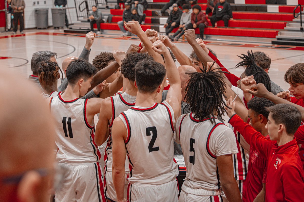 QOHoops's tweet image. Got the W to head into break 🎁

QO - 53 | Seneca Valley - 30

C. While - 11p/5r/2a/2s
@HogansMelo - 8p/9r
@a_dj_atay - 8p/2r