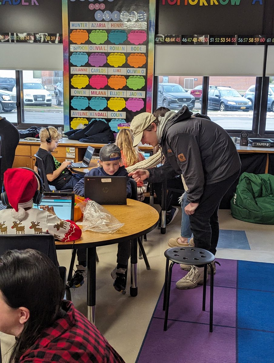 Heidi Robb (@heidirobb_vps) on Twitter photo Thank you to our high school students for helping our VPS scholars learn about coding! <a href="/victorprimary/">Victor Primary</a> Thank you to our high school students for helping our VPS scholars learn about coding! <a href="/victorprimary/">Victor Primary</a>