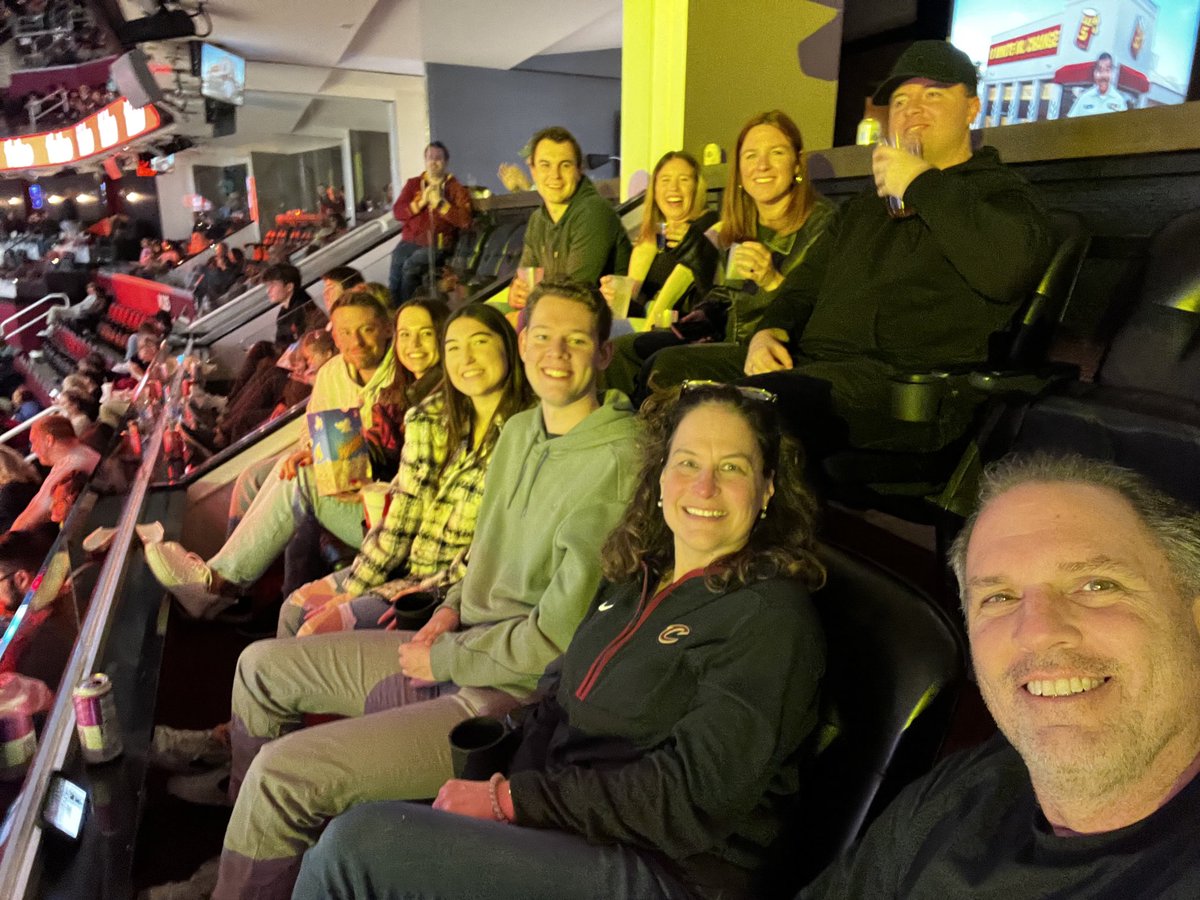 Cavs! #letemknow #beggingforfame