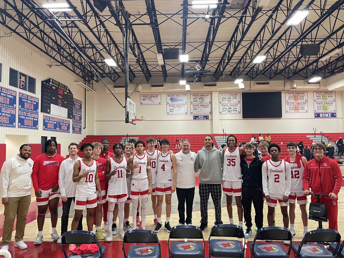 Great having @JPIIHSPLANO alum @jaylontyson back home watching @JPIIHoops get the W tonight. Jaylon is leading @UCBBasketball in scoring and gearing up for @pac12_hoops conference play! @JPIIHSSports #touchtheline