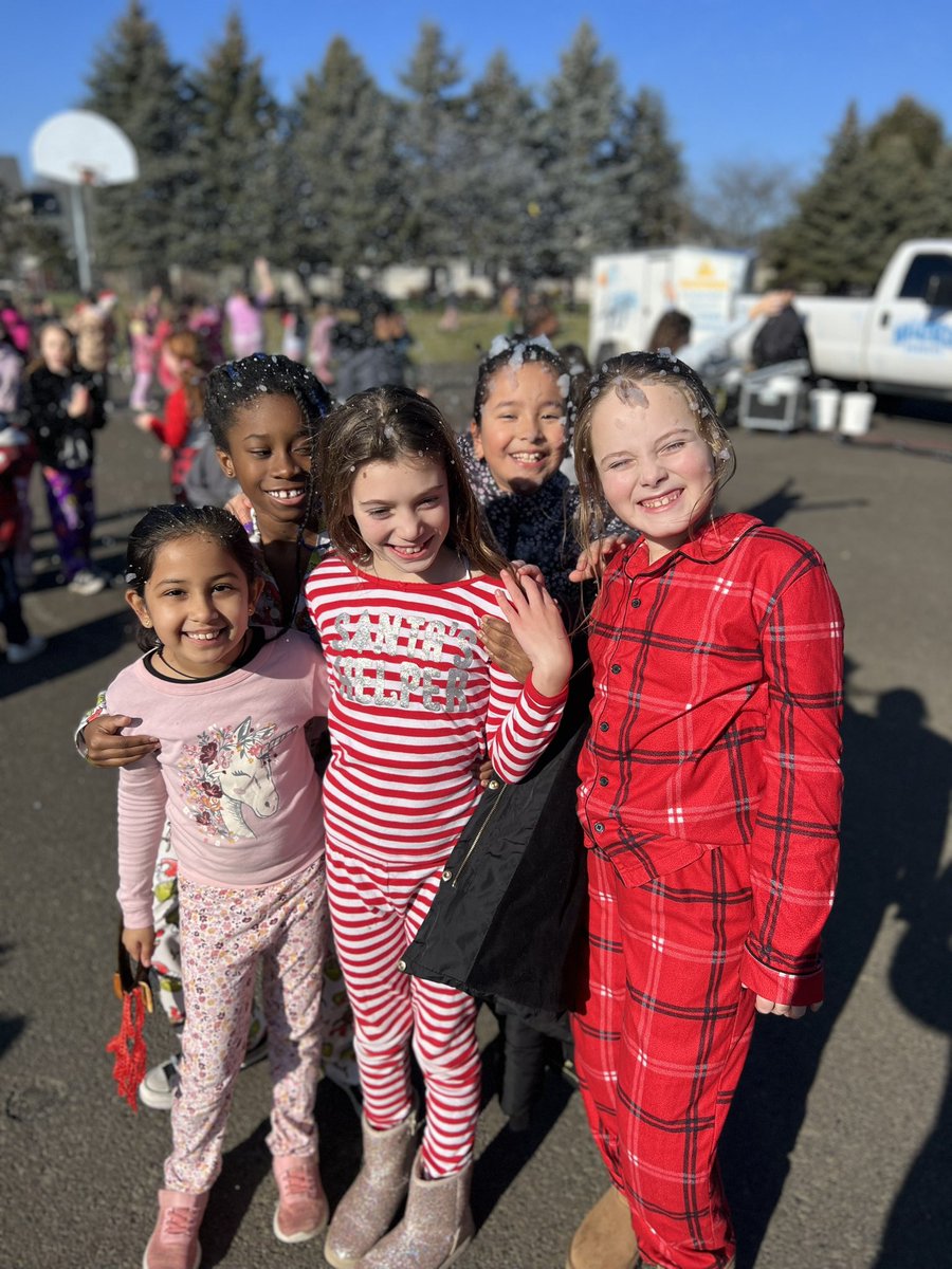 ClassWithMissK's tweet image. Students were surprised with a “snow storm” at recess today to celebrate our last school day of 2023!! ❄️ Look at those smiles!