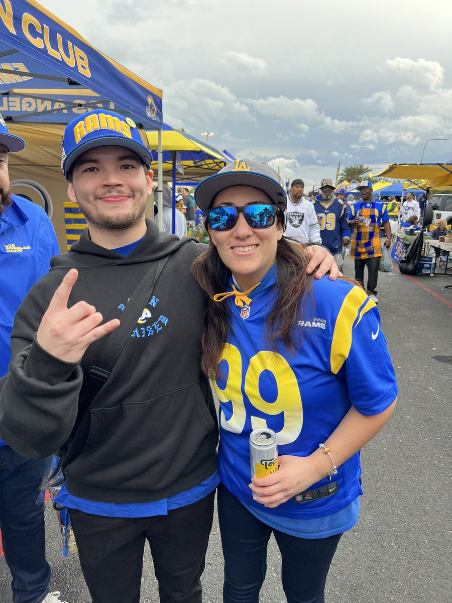 ProminentKingz's tweet photo. Nothing like the RAMILA ๐๐
#RamsHouse https://t.co/fncKiXJYrM