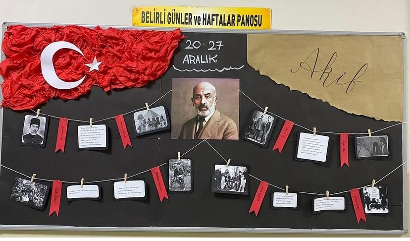 Florya Tevfik Ercan Anadolu Lisesi (@florya_teal) on Twitter photo #MehmetAkifErsoy’u anma haftası kapsamında hazırlanan pano çalışması için emeği geçen öğretmenlerimize ve öğrencilerimize teşekkür ederiz. <a href="/BakirkoyMEM/">Bakırköy İlçe Millî Eğitim Müdürlüğü</a> <a href="/karzuoglu/">Kürşat ARZUOĞLU</a> <a href="/ymzarslan/">Yılmaz Arslan</a> #MehmetAkifErsoy’u anma haftası kapsamında hazırlanan pano çalışması için emeği geçen öğretmenlerimize ve öğrencilerimize teşekkür ederiz. <a href="/BakirkoyMEM/">Bakırköy İlçe Millî Eğitim Müdürlüğü</a> <a href="/karzuoglu/">Kürşat ARZUOĞLU</a> <a href="/ymzarslan/">Yılmaz Arslan</a>