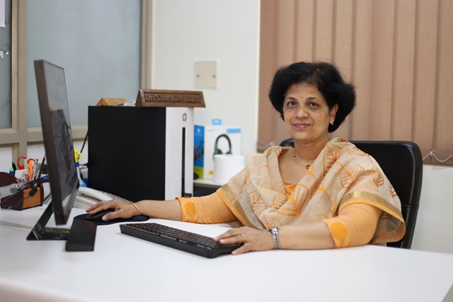 SPEAKER # Sharmila Bapat - from @DBT_NCCS_Pune @SharmilaBapat Lab : tinyurl.com/4swzj6c5 'Our studies have revealed tumors as dynamically evolving systems that continuously acquire phenotypic, cellular, molecular and functional heterogeneity.'