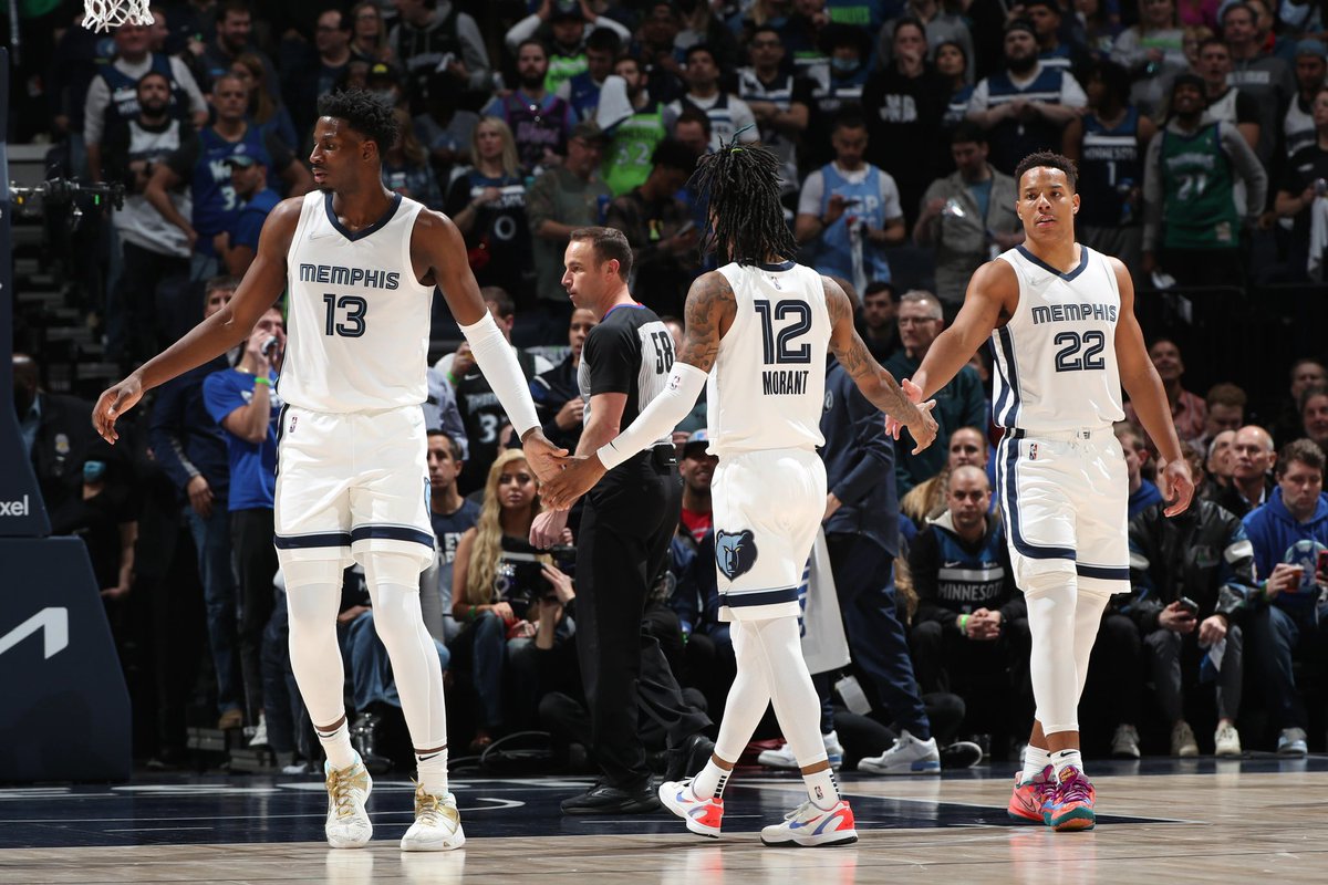 BrysonWright3's tweet image. Desmond Bane - 31 PTS | 7 AST | 6 REB

Jaren Jackson Jr. - 21 PTS | 8-10 FG | 7 REB

Ja Morant - 20 PTS | 8 AST | 5 REB

The Grizzlies big three was firing on all cylinders in their second straight win