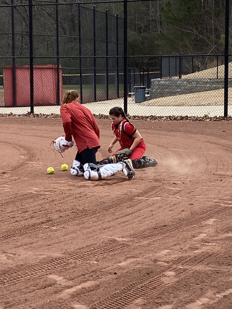 Red Storm was the first travel ball organization that I was part of! It was great being able to work with these girls! Me, @ShaneCahalan, and @GilesMarlie appreciated this opportunity!