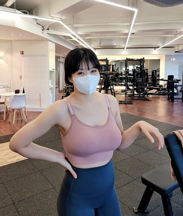 奶涨，唉。。。