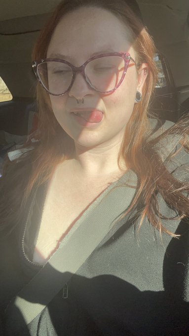 Cute pics in the car 😘 https://t.co/fbJYeY3sDH<a href="/tag/findom"class="tags"><span>#findom</span></a><a href="/tag/findomme"class="tags"><span>#findomme</span></a><a href="/tag/domme"class="tags"><span>#domme</span></a><a href="/tag/paypig"class="tags"><span>#paypig</span></a><a href="/tag/adultcontent"class="tags"><span>#adultcontent</span></a>