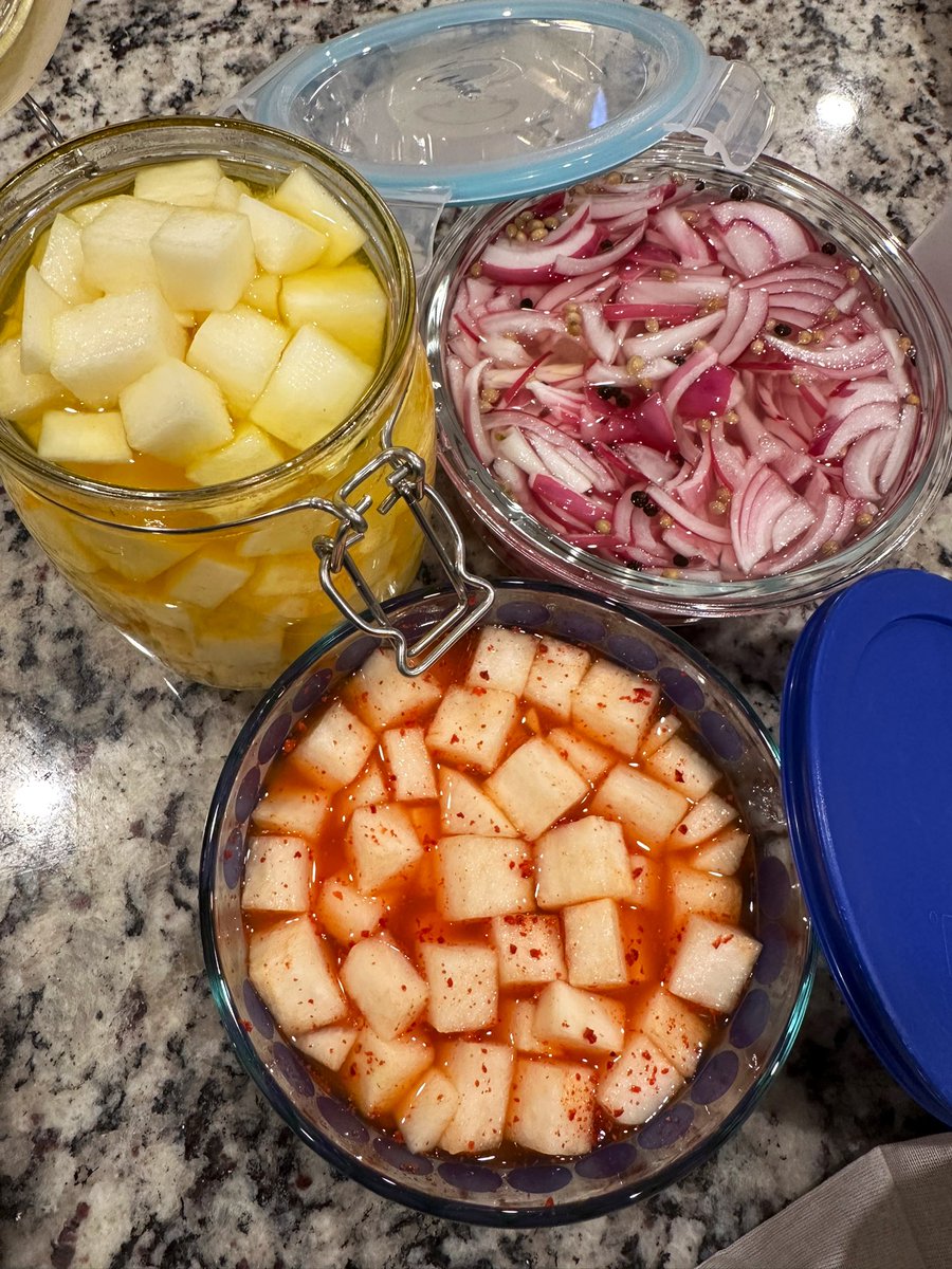 I have been busy pickling today! 

Pickled daikon two ways  
& Pickled onions. 

I can’t wait to taste them tomorrow! 

#pickles #pickledonions #daikon #pickleddaikon #danmuji #gochugaru #koreanpepper #coriander #peppercorn #vinegar #salt