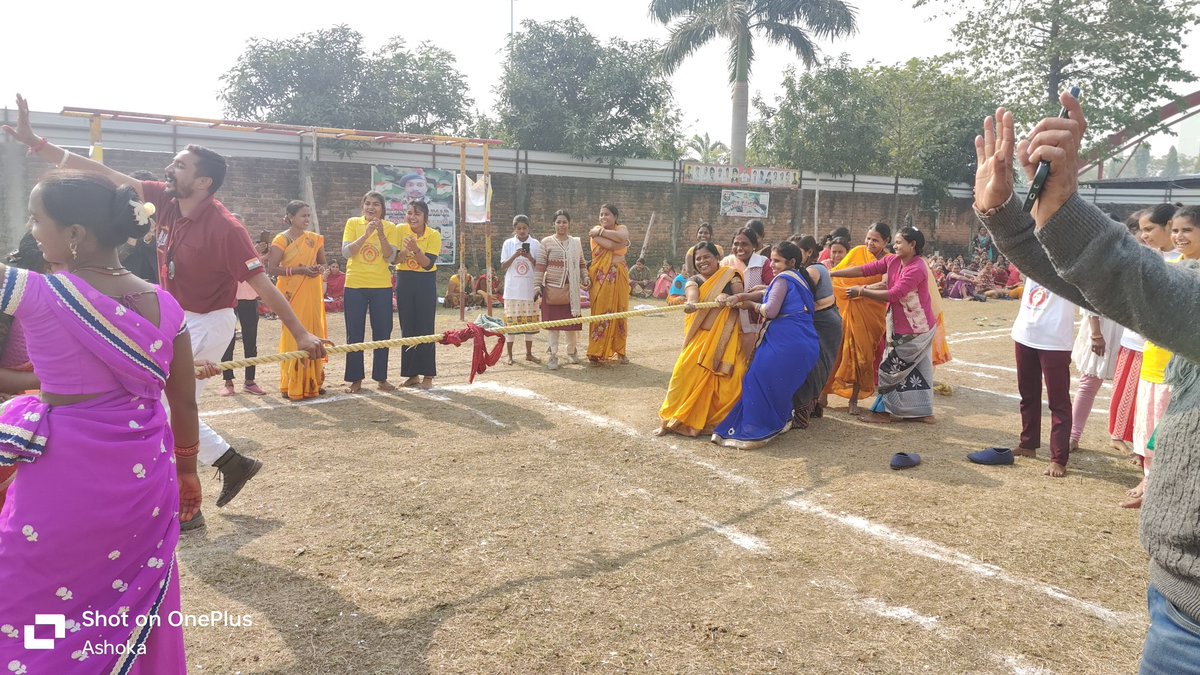 'Changing the game to end gender-based violence – on and off the field'

As part of the #NayiChetna #PahalBadlaavKi Campaign against #GBV, sports events-tug of war and Kabaddi-were organized. The event was inaugurated by CEO JEEViKA Mr @Rahulkumar_IAS and JS-RL Smt @sharansmriti