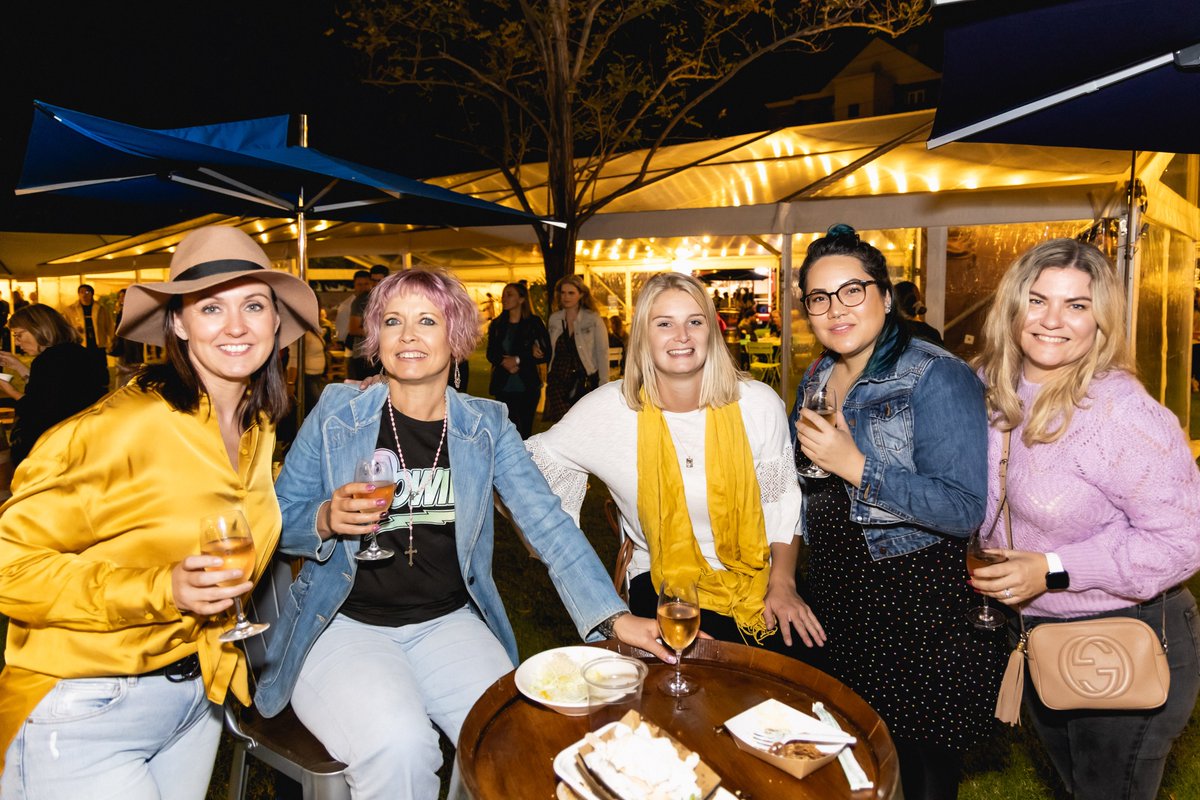 WineAndFoodWA's tweet photo. Indulge at City Feast with three enticing sessions to choose from! Which one will we see you at? Secure your tickets here 👉https://t.co/Tc93EMZpKJ
Saturday 23 March - 11.00am to 3.30pm OR 5.00pm to 9.30pm
Sunday 24 March - 11.30am to 4.30pm
#CityFeast #WineAndFoodWA #Cityofperth https://t.co/LVRr8DC727
