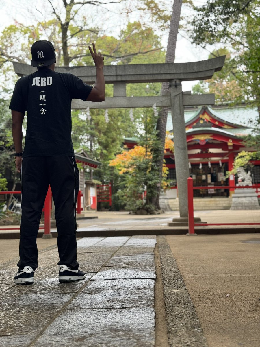 本日からしばらく日本から離れ、アメリカで暮らすことになります。
早いもので、来日してから今年で20年になりました。
定期的に日本に遊びに来ます。その時にお知らせします。
大変お世話になりました。
ありがとうございました。