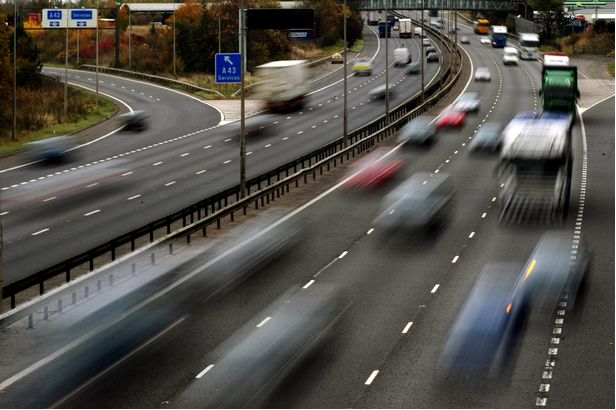 New #driving laws passed in 2023 that motorists should be aware of

#Drivers could face fines if they're not aware of the laws...

nottinghampost.com/news/motoring/…