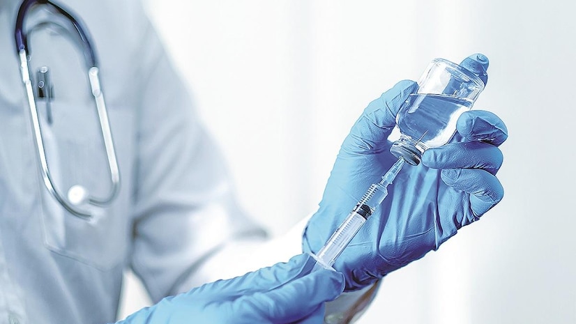 ImMahadev18's tweet image. 🚨 Serum Institute of India to apply for license of JN.1 Covid variant vaccine.

- Amid rising cases of Covid-19, Pune-based Serum Institute of India may soon sell vaccines against the new JN.1 variant in India. It is preparing to apply for licensing of the vaccine.