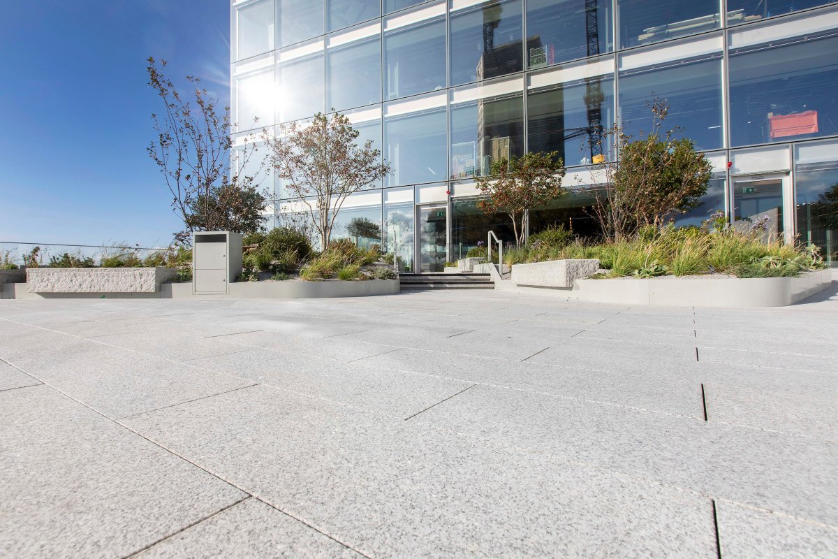 The 8 Bishopsgate terraces looking superb in the London sunlight.☀️

#Bishopsgate #Highrise #Flatroofing