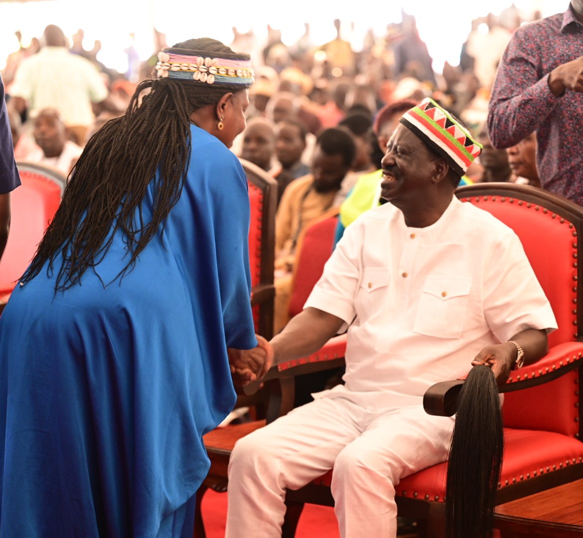 AnyangNyongo's tweet image. I express my sincere appreciation to Rt. Hon Raila Odinga for his unwavering commitment in establishing the headquarters of the Luo Council of Elders right here on this sacred ground.

Together, we celebrate our rich cultural heritage and unity. 🌍 

 #LuoCulture