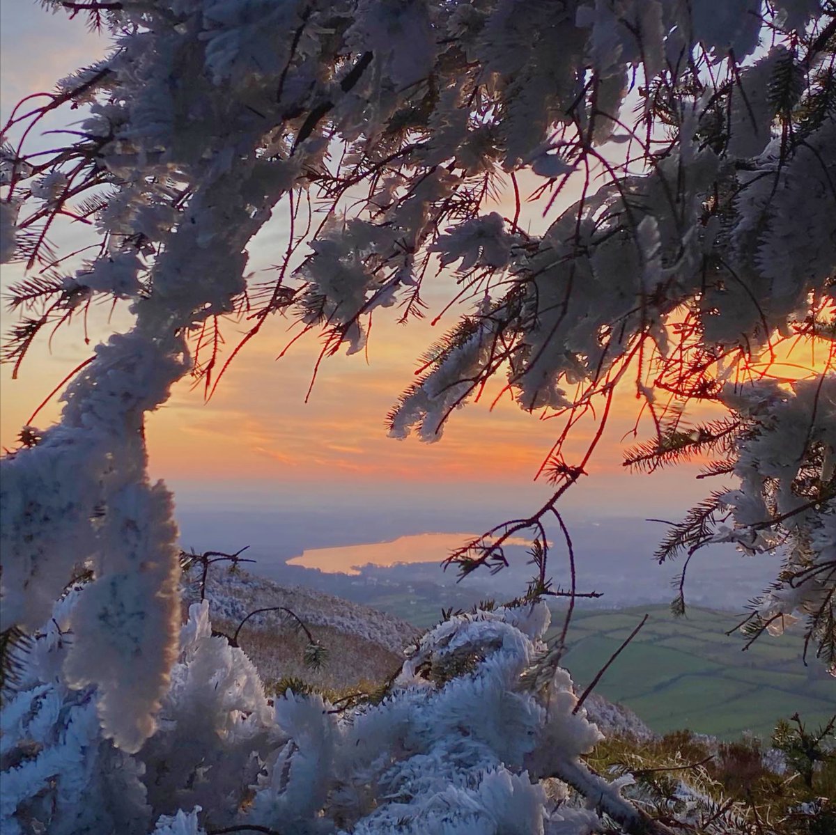Happy Christmas to all our friends and partners in beautiful Destination Lough Derg! 
May your season be filled with warmth, laughter and plenty of craic. Sláinte!