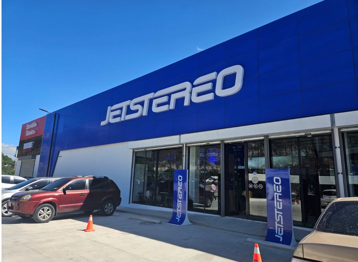 JETSTEREO inaugura su tienda # 38 en la zona sur de Tegucigalpa soydatos.com/jetstereo-inau… vía @@soydatos @jetstereo
