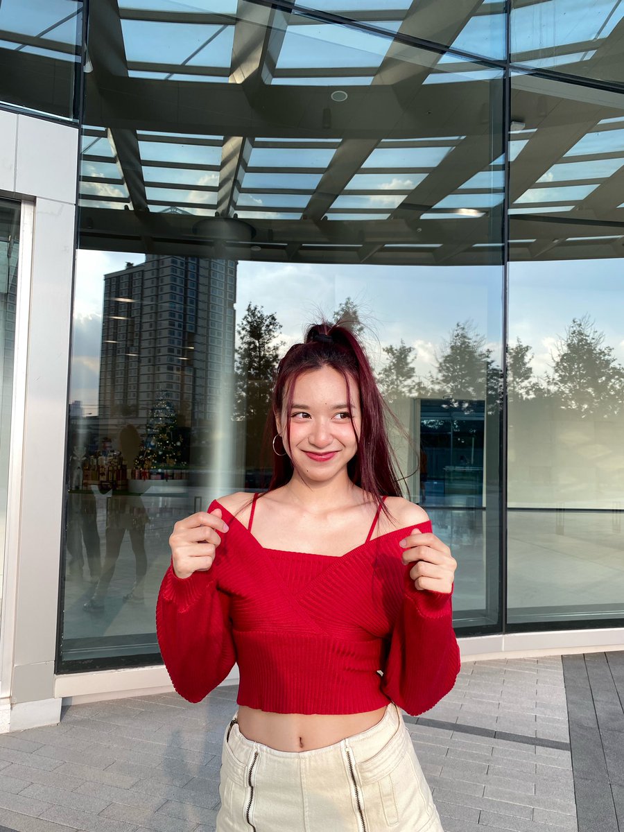 วันศุกร์สีแดงง❤️ #TulipBRIQ