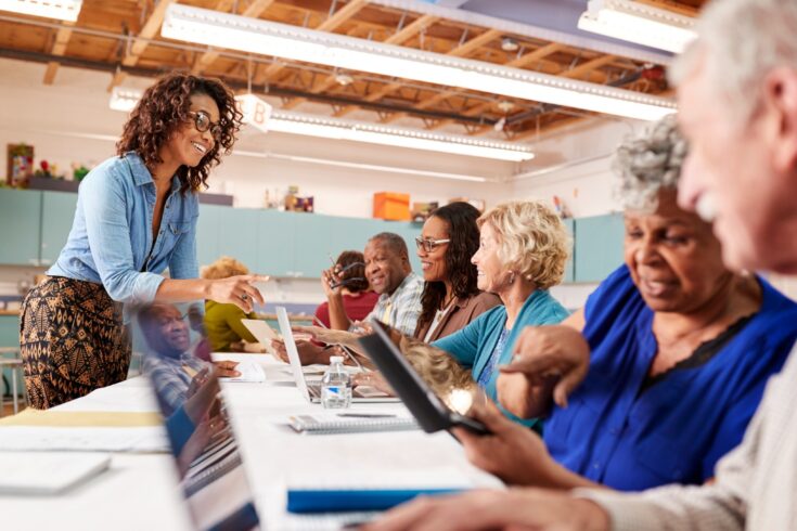 There's still time to apply for the Programme Coordinator (Health Inequalities) post on the @ahrcpress funded project 'Mobilising Community Assets to Tackle Health Inequalities' with @h_chatterjee amongst others. Details at ucl.ac.uk/work-at-ucl/se… Deadline: 23.59 on 2 January