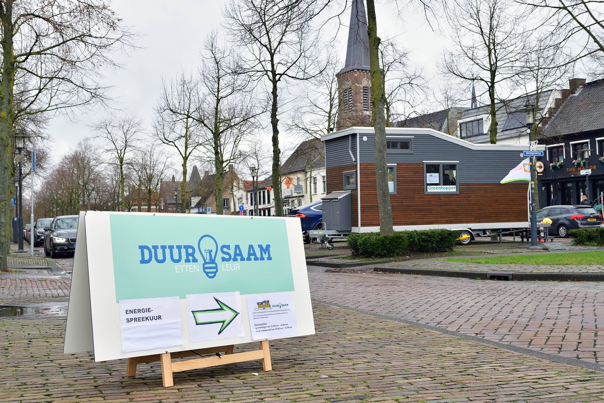 In de kerst- en nieuwjaarsperiode staat de Greenhopper tot en met 5 januari in Etten-Leur op de Markt, tegenover de Moeierboom. 
De Greenhopper is een mobiele pop-up store voor voorlichting en uitleg op het gebied van energiebesparing en duurzaamheid.