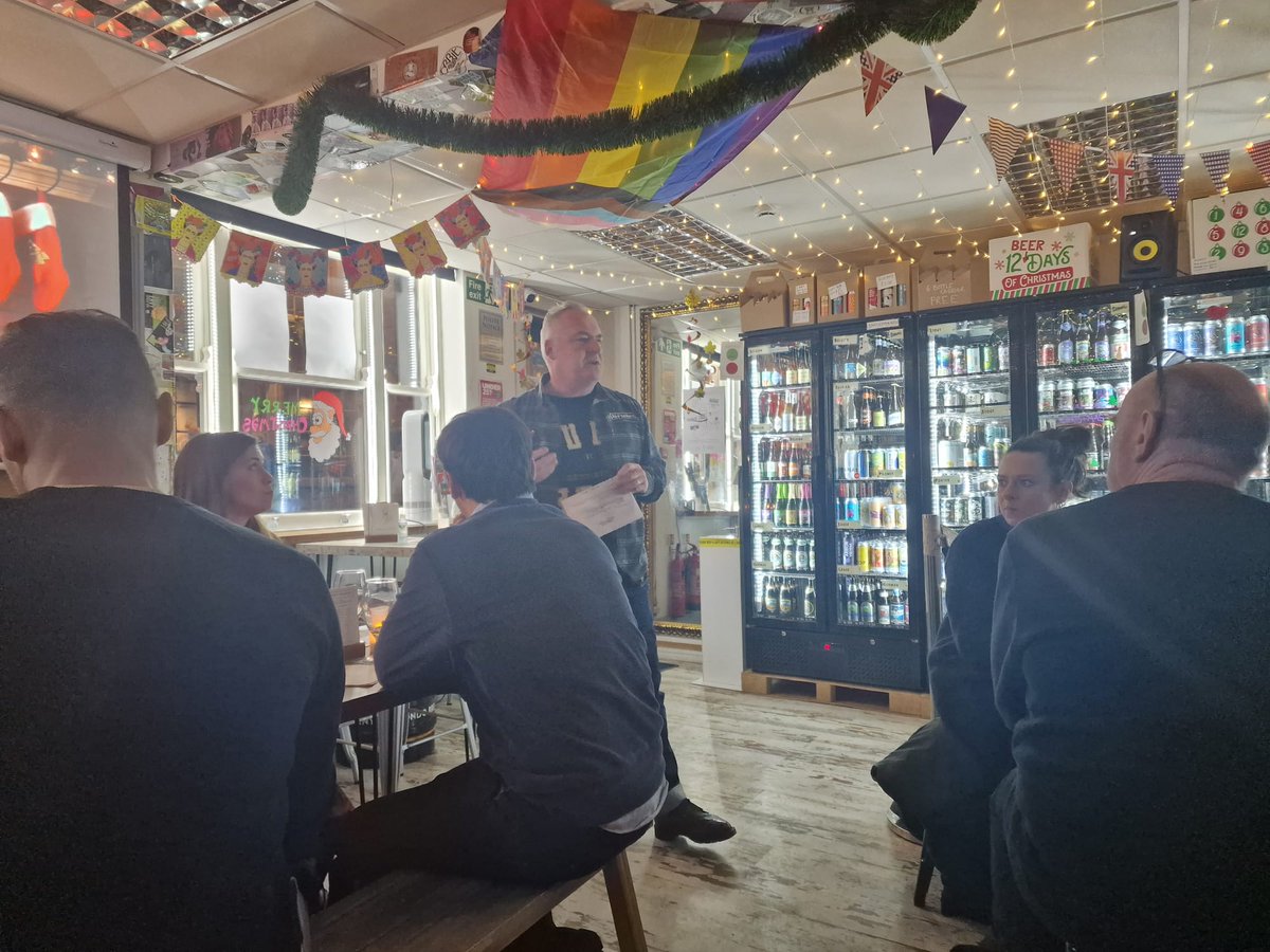 PaulDaviesKew's tweet photo. Our traditional pre Christmas dark beer tasting at @brewery_market last night was a blast. Thanks to #dokbrewing @Paljasbeer #hedonisambachtsbier @vaultcitybrew @nerdbrewing @SirenCraftBrew and extra thanks to #SeanKnight for sharing the secrets of Dark and Perilous Nights. https://t.co/gTkMbQ5WHp