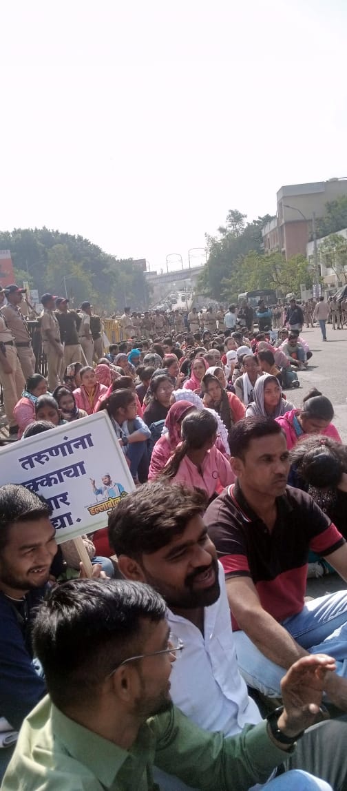 GurunathAdole86's tweet photo. @RRPSpeaks निराशा  - आरोग्य विभाग डाटा एन्ट्री ऑपरेटर.
अजूनही आंदोलन मुंबई येथे सुरु आहे. https://t.co/S2kBOXectc