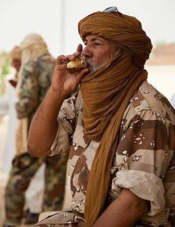 #Mali-Rebellion-Armée/ Selon la rébellion CSP-PSD, les frappes de drone de l'armée malienne dans la région de Kidal, ont tué le 21/12/ le colonel Hassane Ag Fagaga. Ex déserteur de l'armée malienne ( 2010-2011) il est une figure importante de la rébellion .