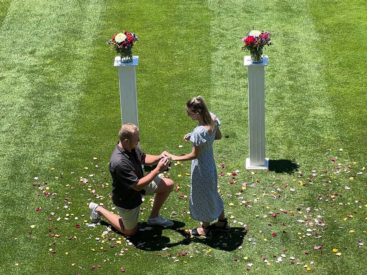 SHE SAID YES! 💖💍

We are honoured to have been a part of this beautiful milestone in Ryan and Lisa's lives!  

Congratulations and we wish you a wonderful life together 💑 🥂

#SFL #StFrancisLinks #OurWay #LoveLocal #LoveStFrancis #StFrancisBay